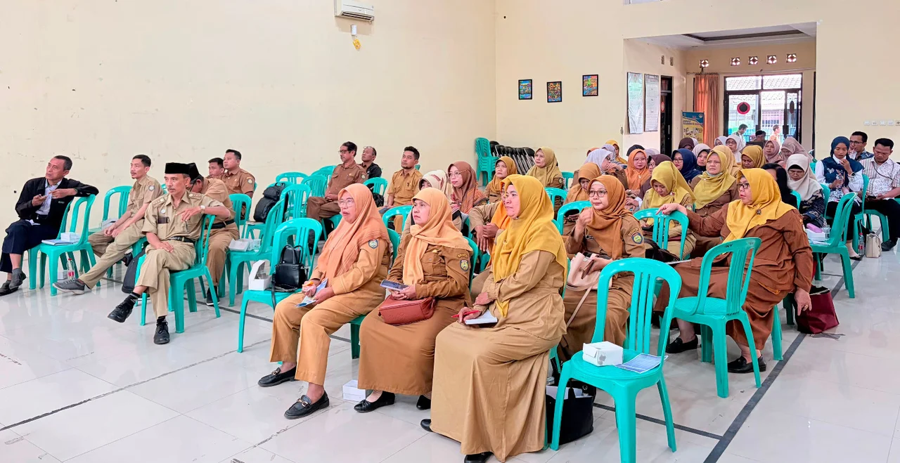 Foto : Para peserta kegiatan sosialisasi program&nbsp;SANINGJAR.